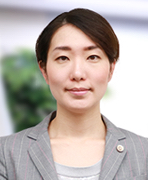 弁護士　若井　加弥子　Kayako Wakai